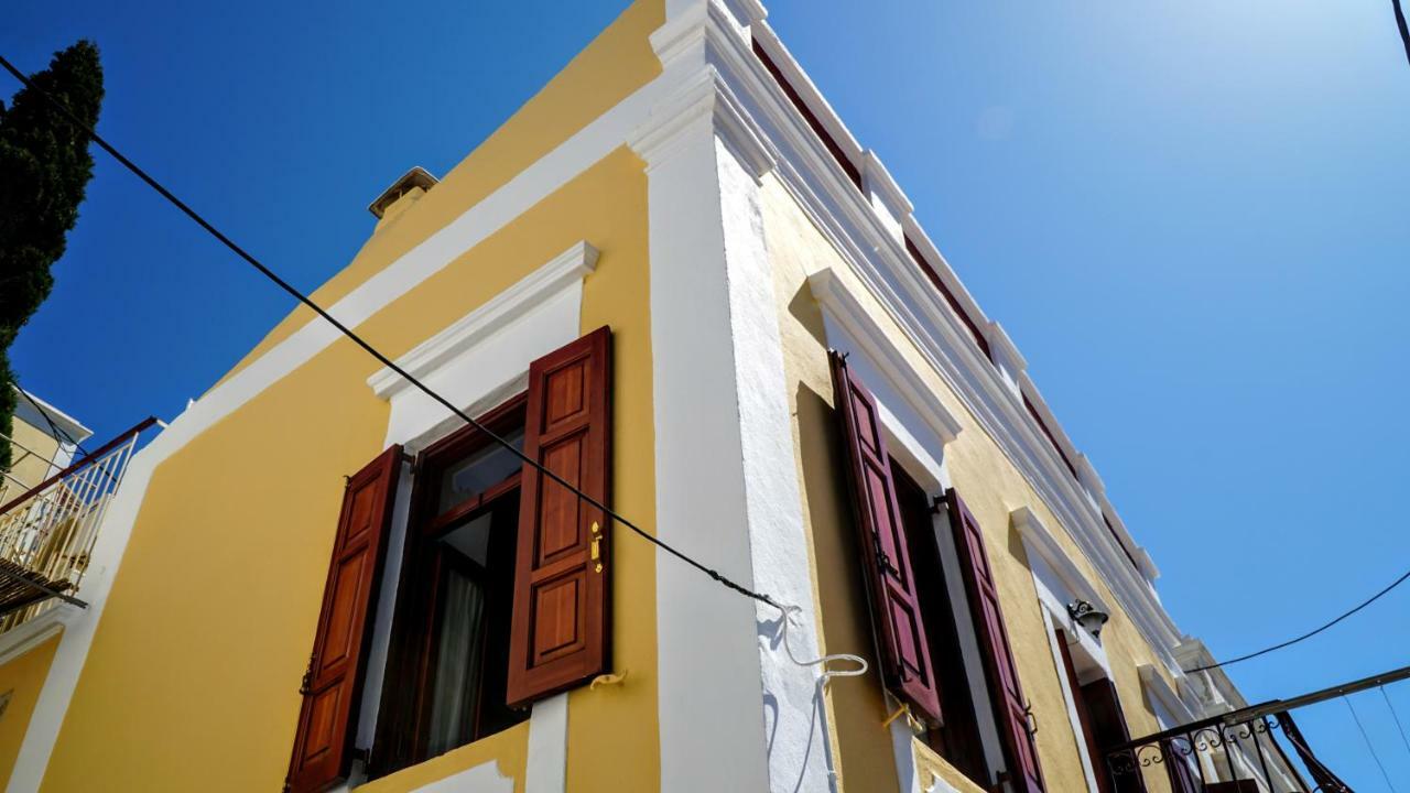 Villa Pitini Sými Eksteriør bilde