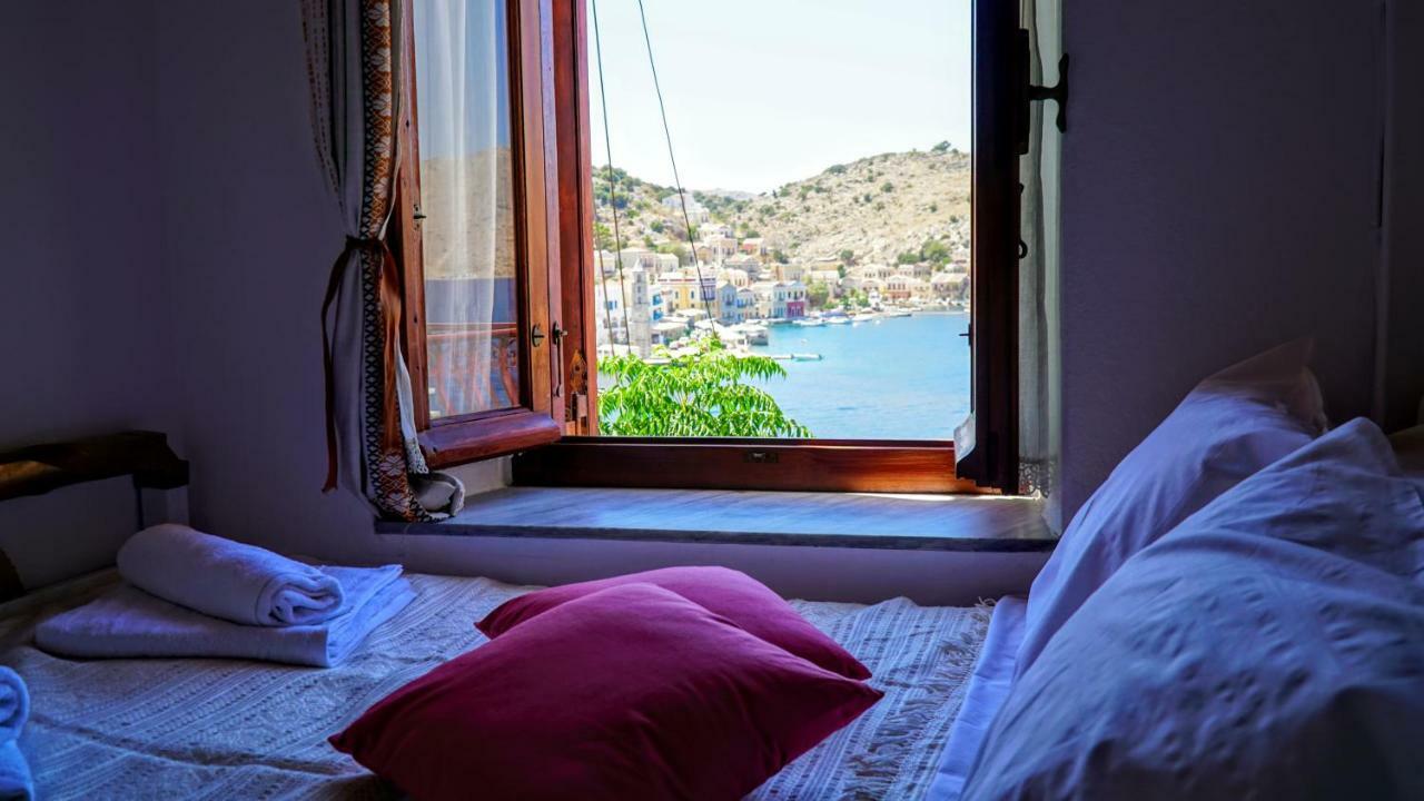 Villa Pitini Sými Eksteriør bilde