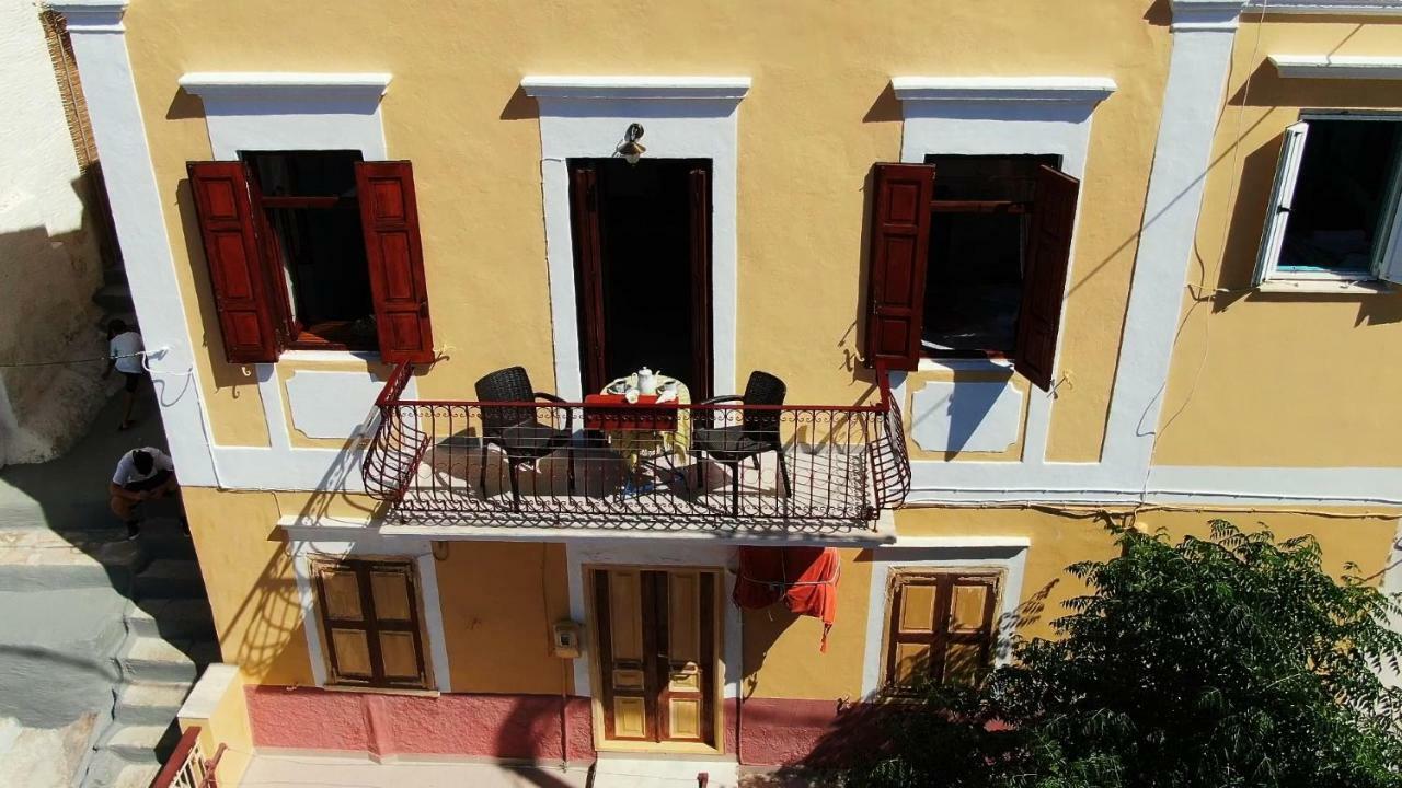 Villa Pitini Sými Eksteriør bilde